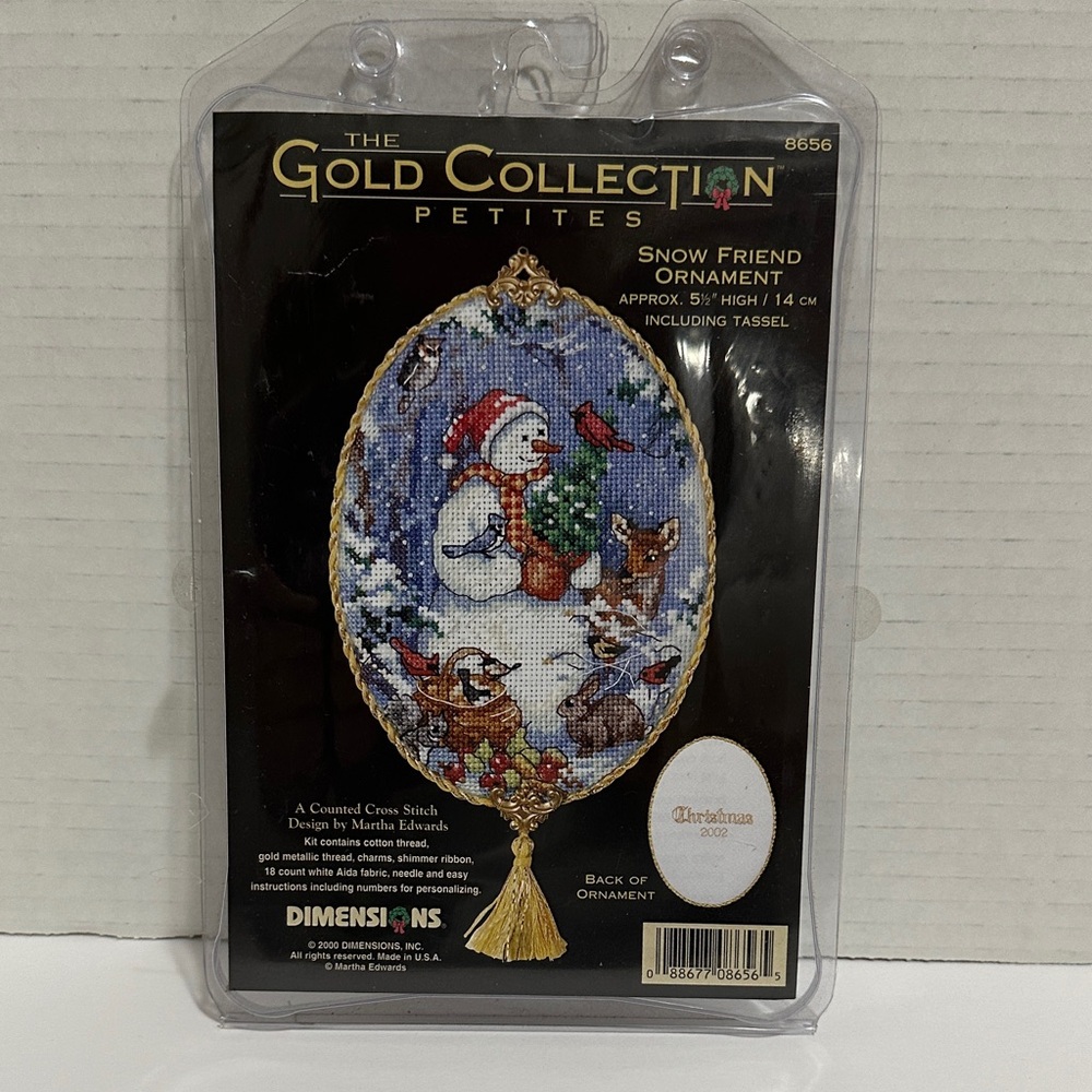 Dimensions Counted Cross Stitch Gold Collection Snow Friend Ornament